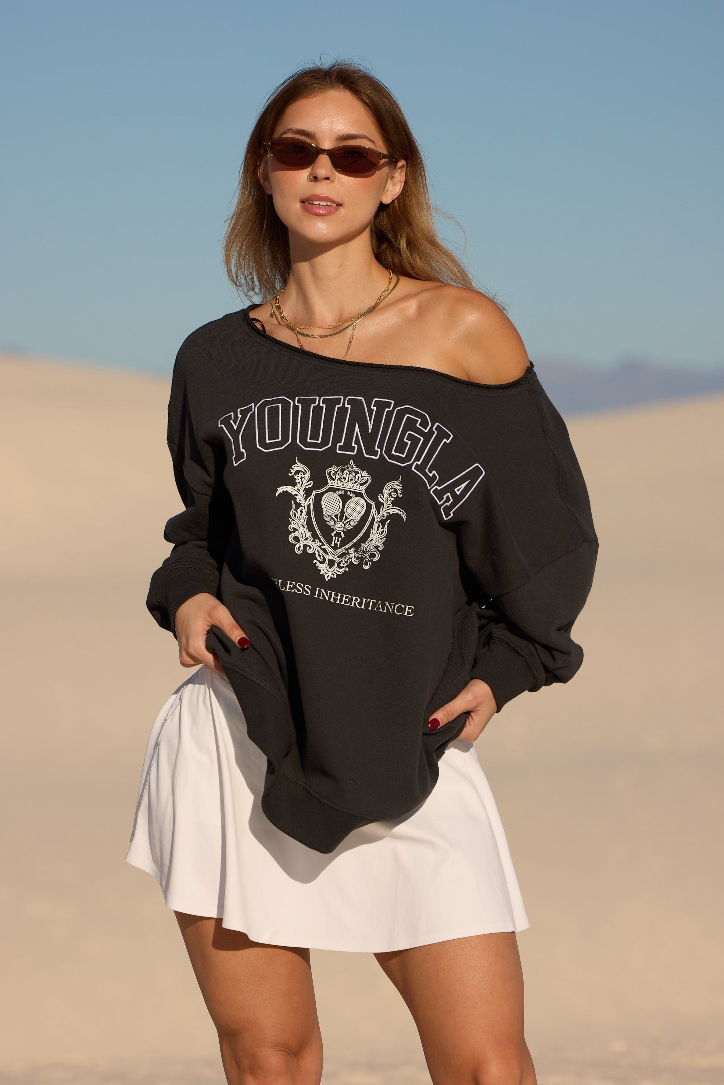 Sudadera hombros descubiertos