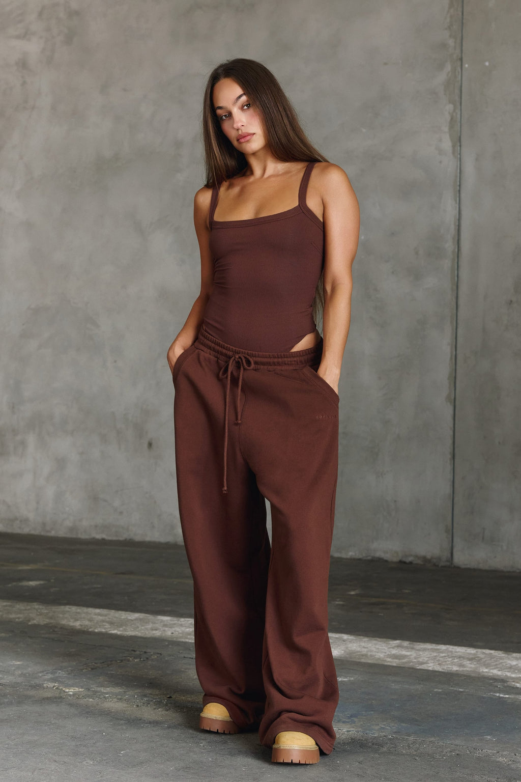 W2296 Super Baggy Sweats