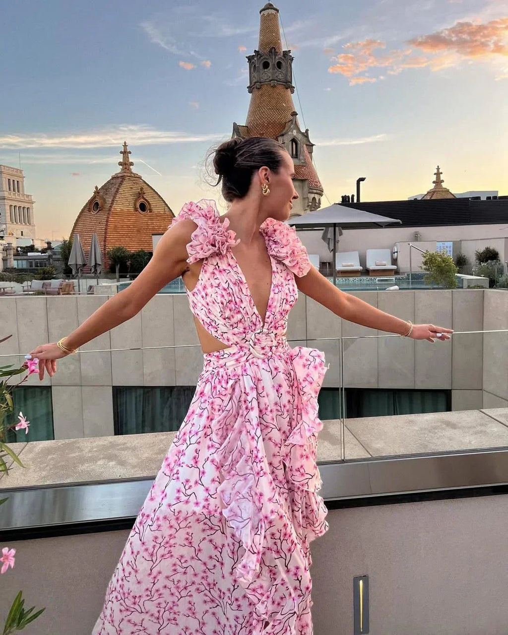 Ariadna | Vestido Largo de Invitada Estampado Floral Mujer Escote V Volantes