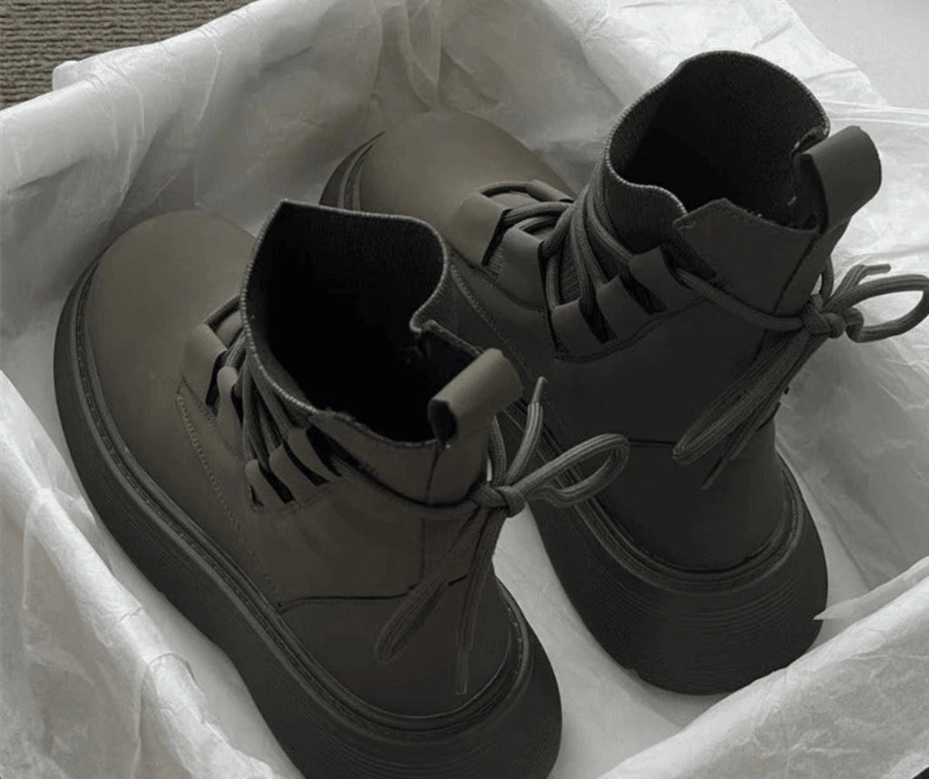 Esther | Botines con Cordones Plataforma Mujer Estilo Militar Hebillas