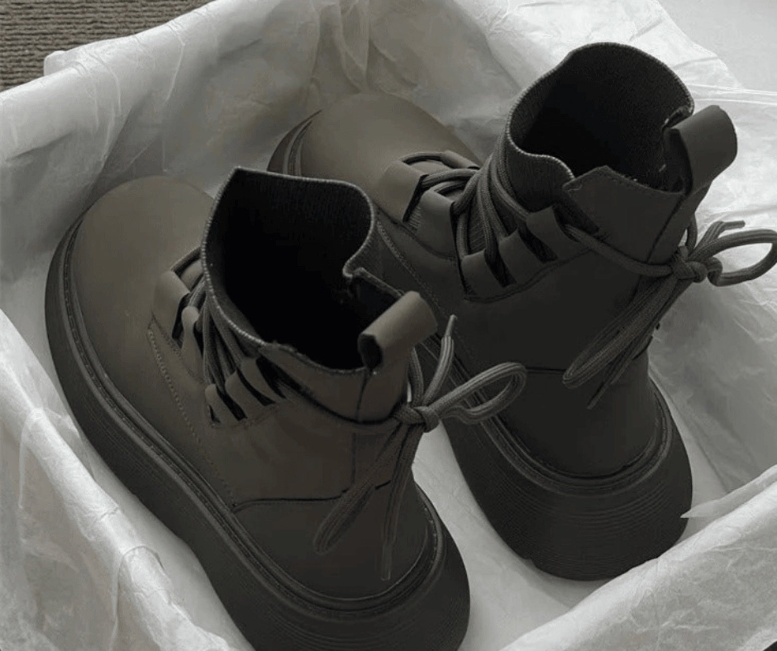 Esther | Botines con Cordones Plataforma Mujer Estilo Militar Hebillas