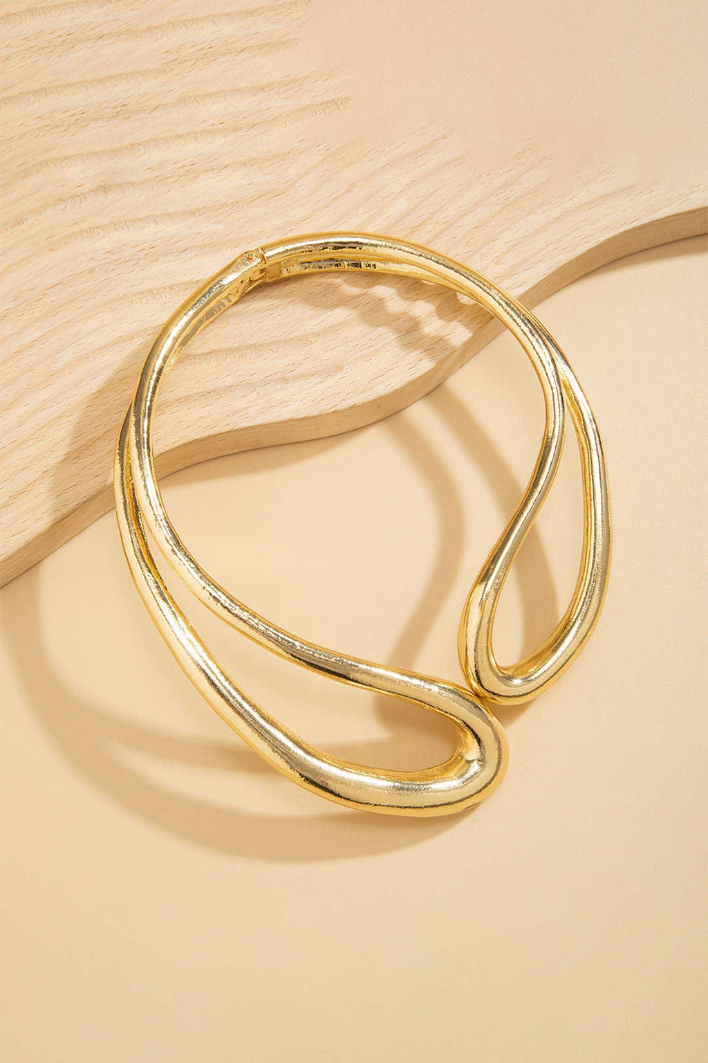 Esther | Collar Asimétrico Mujer Diseño Escultórico