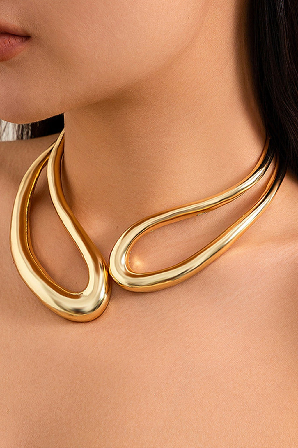 Esther | Collar Asimétrico Mujer Diseño Escultórico