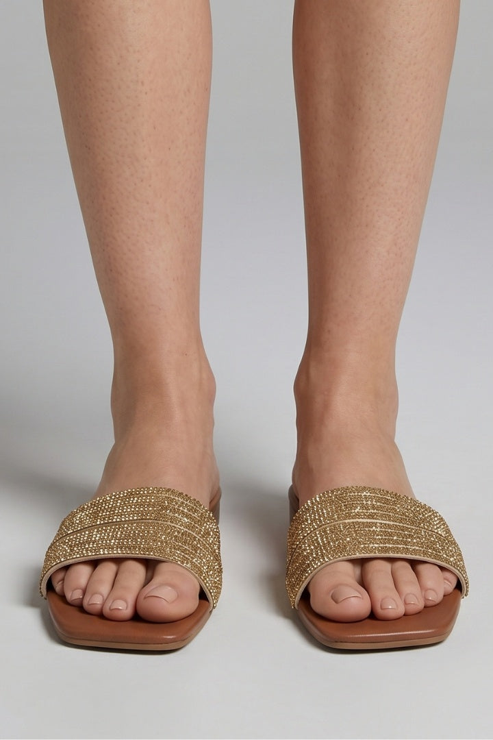 Esther | Sandalias Planas Slip-On Mujer Banda Brillante