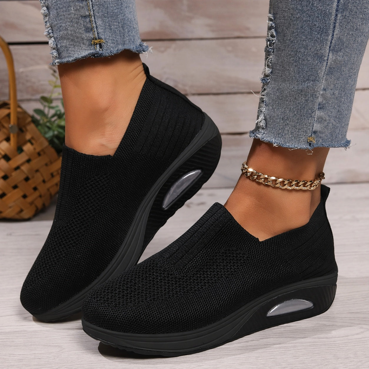 Nerea | Zapatillas Slip-On Mujer Suela Amortiguadora Sin Cordones
