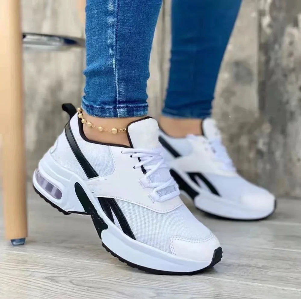 Nuria | Zapatillas Deportivas Mujer Suela Amortiguada Cordones